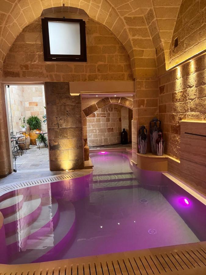 B&B Corte Dei Figuli San Pietro in Lama Luaran gambar